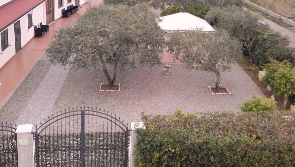 B&B Il Giardino Di Zefiro Джоїоза-Мареа Екстер'єр фото